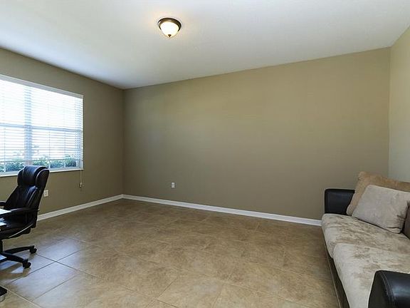 2nd image of 3480 McCormick Woods Dr