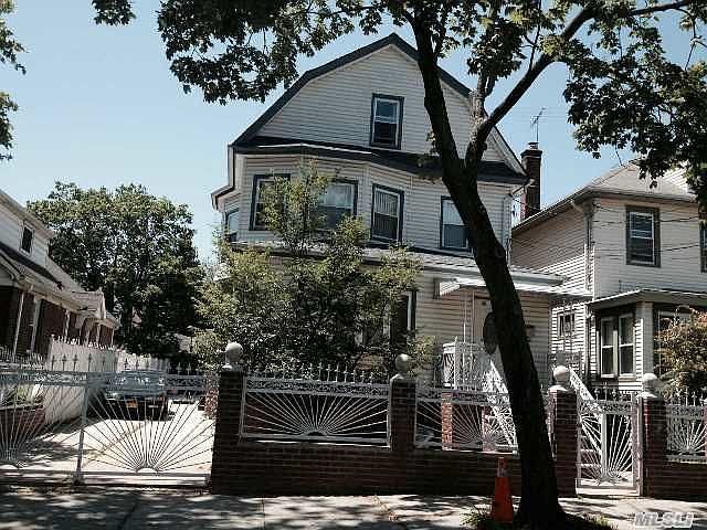 2nd image of 4638 156th St
