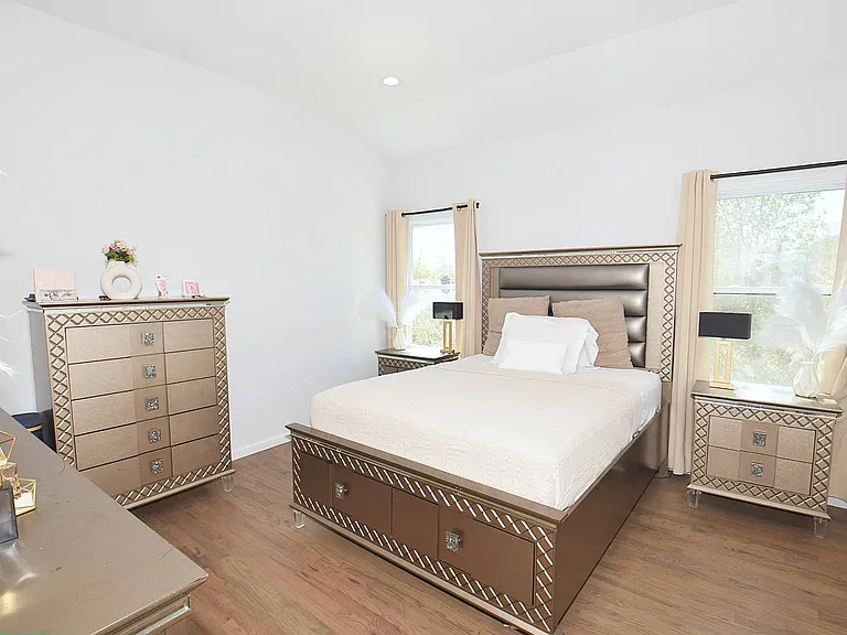 64 Park Dr — Photo 11