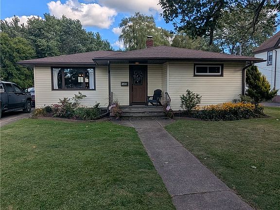 2nd image of 1255 Mohawk St