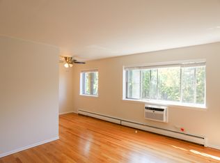 6162 N Winthrop Ave #301, Chicago, IL 60660