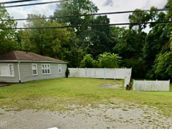 2313 Washington Blvd, Belpre, OH 45714