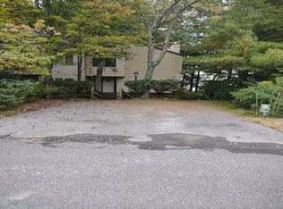 11 Lakeview Ct, Rock Hill, NY 12775