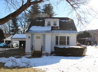 208 Fairview St W, Greenfield, MA 01301