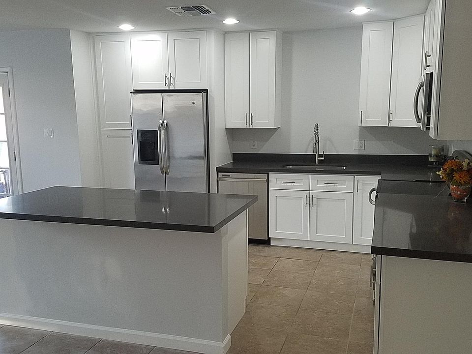 1st image of 8522 E Catalina Dr