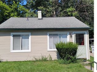 1449 E Harry Ave, Hazel Park, MI 48030