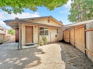 1809-1817 Ferry St SE #2B-1BA-850SQFT, Salem, OR 97301