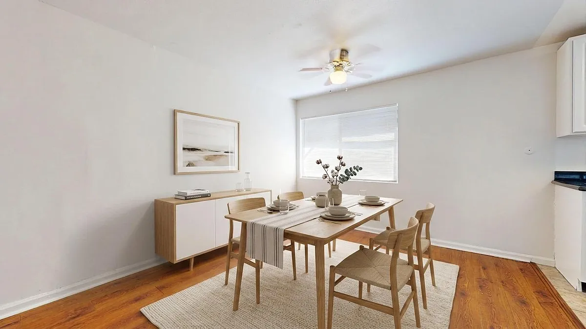 Building Photo - 20147 Cohasset St #8