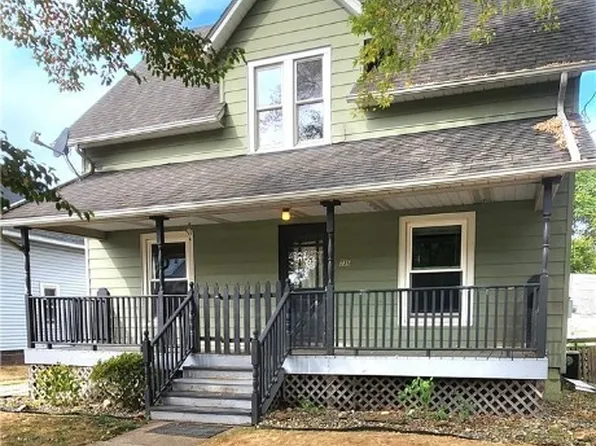 335 W Maple St, Hartville, OH 44632