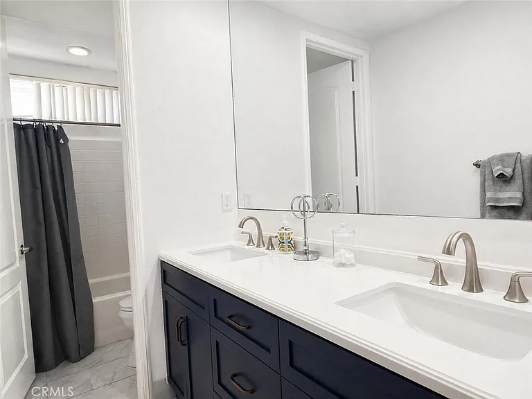 11495 Foxdale Dr — Photo 26