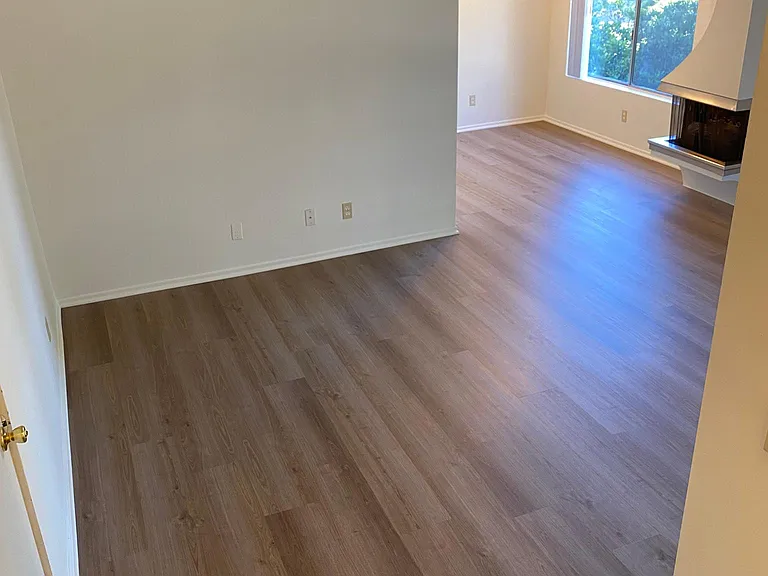 11425 Rochester Ave #15 — Photo 15