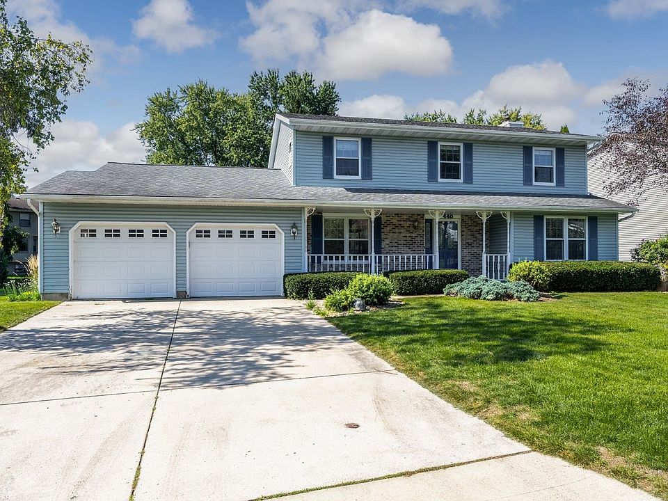 1st image of 440 Aspen Ct