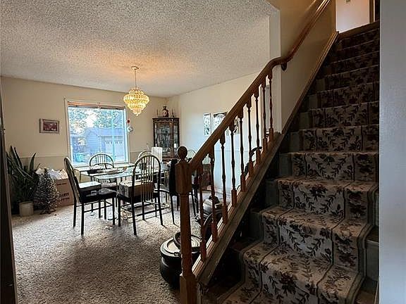 3rd image of 306 Crean CRESCENT