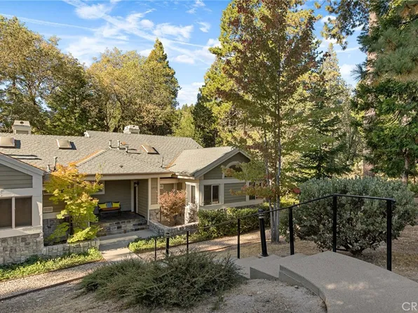 27115 Sugar Pine Dr, Lake Arrowhead, CA 92352