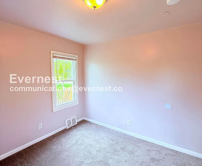19415 Gable St — Photo 16