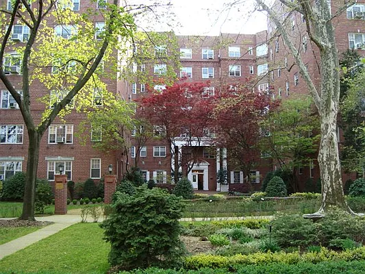 Sold by Benjamin Realty Since 1980 | media 2