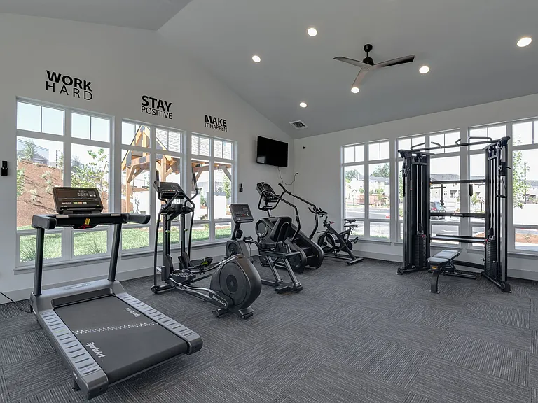 LIBERTY CREST APARTMENTS — Photo 6