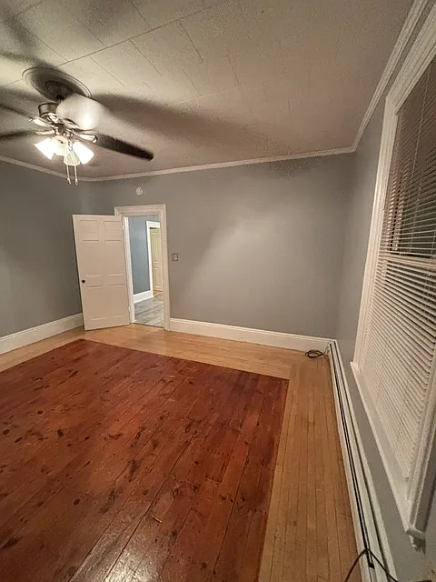 3 bed, 1400 sqft, $2,550 — Photo 4