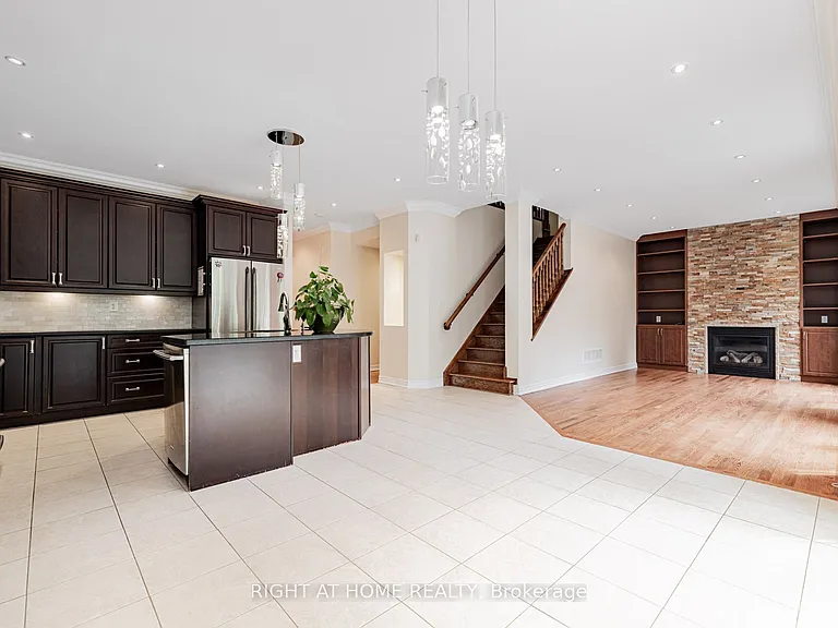 67 Timna Cres — Photo 16
