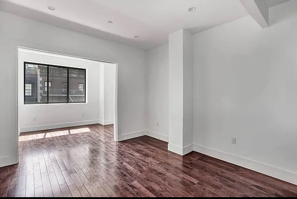 Rented by Compass | media 10