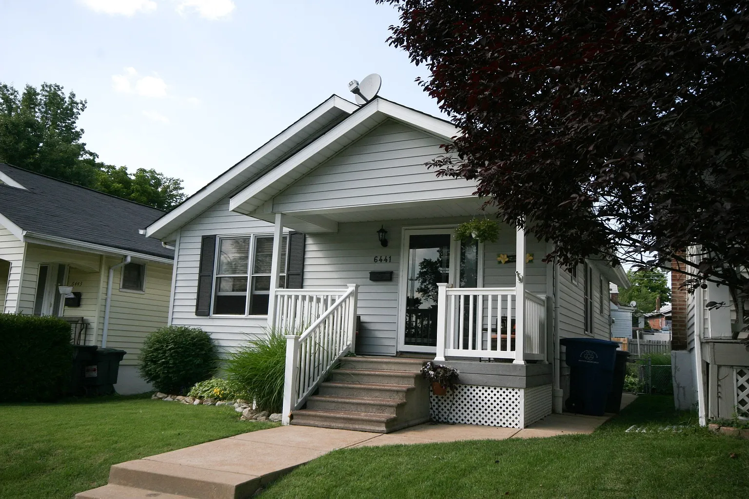 6441 McCune Ave photo 1