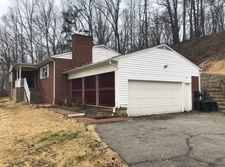 2225 Smith Rd, Charleston, WV 25314
