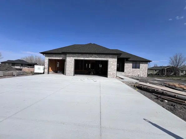 5112 37th St, Columbus, NE 68601