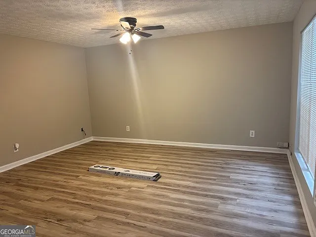 3804 Waldrop Ln — Photo 3
