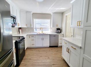 1306 N 100th St, Seattle, WA 98133