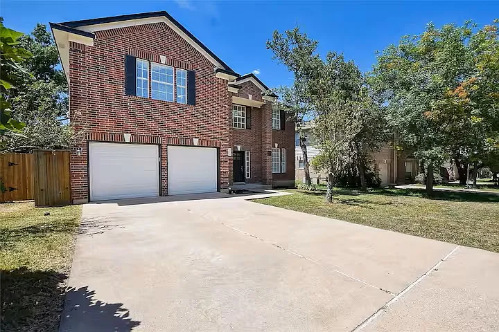 Azalea Dr, Cedar Park — Photo 4