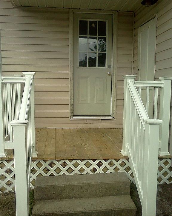 2nd image of 80 College Ave