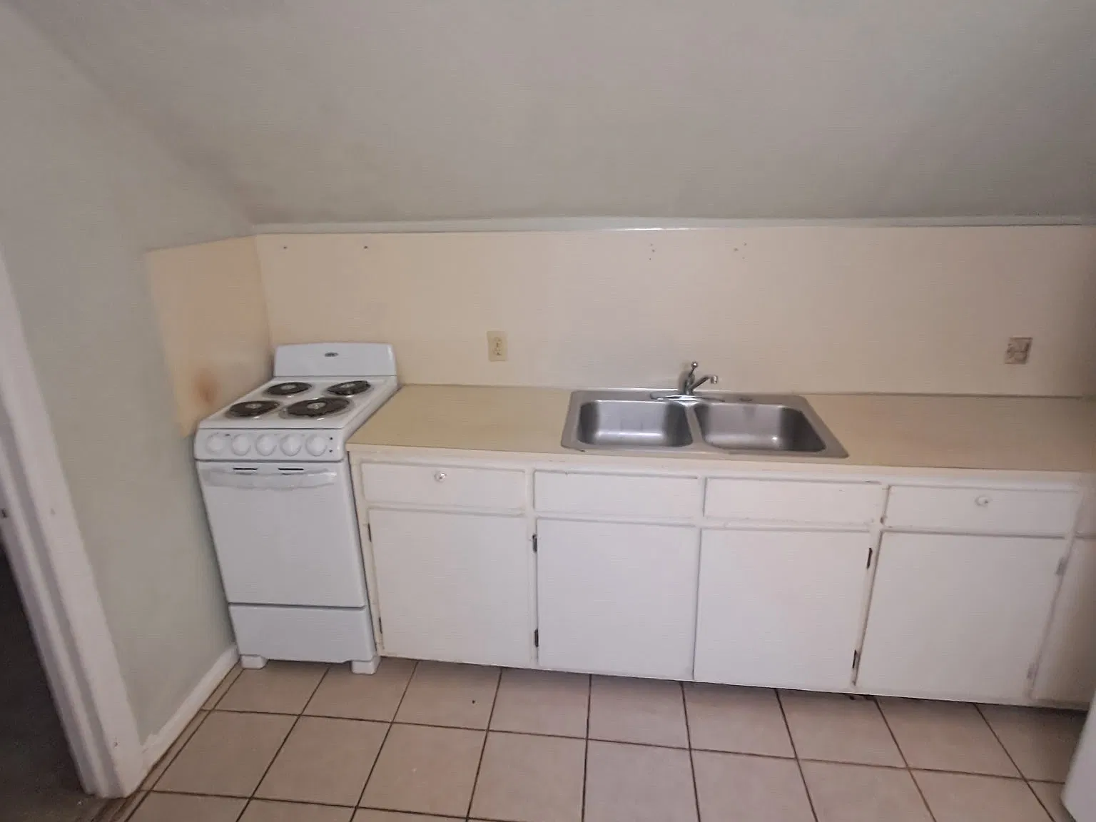 1 bed, 500 sqft, $700 — Photo 3