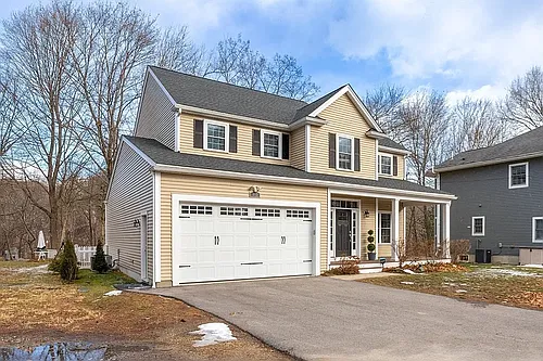 112 Winter St Photo 1
