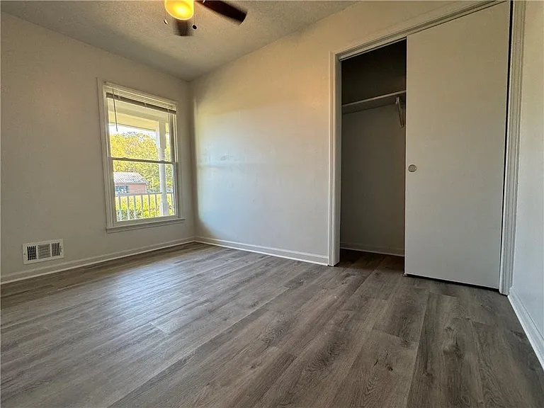 3905 Cherokee St NW — Photo 5