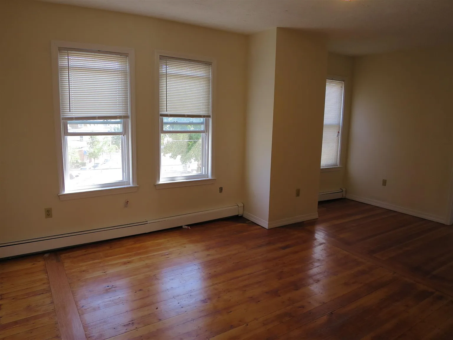 2 bed, $3,300 — Photo 4
