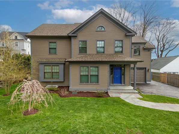 14 Virginia Place, Pleasantville, NY 10570