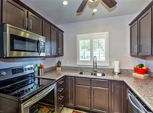 7233 Saint Anns Ct, Fort Myers, FL 33908