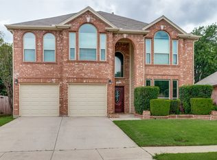 4812 Parkmount Dr, Fort Worth, TX 76137