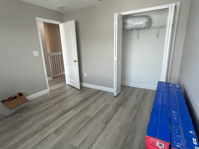 7301 NW 174th Ter #100 — Photo 10