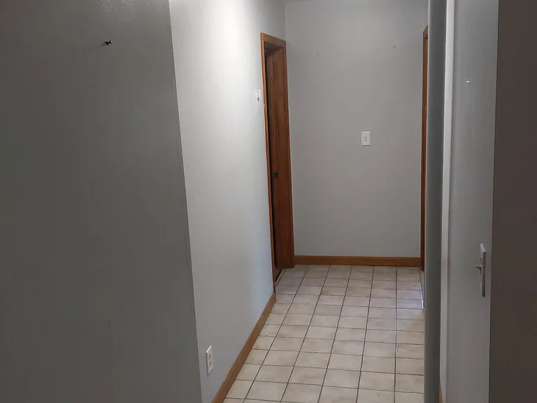 2456 Delaware Ave #3 — Photo 8