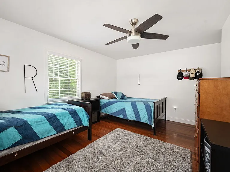 6 Roseville Ct — Photo 13