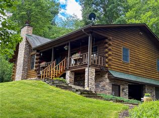 5423 Beechnut Dr, Gibsonia, PA 15044