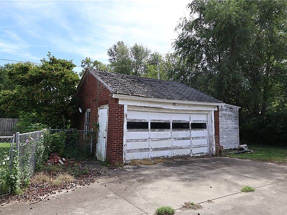 4th image of 434 Crawford Ct