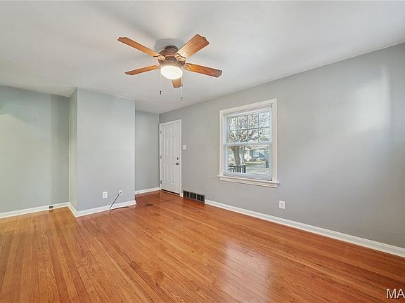 5th image of 7816 Genesta St