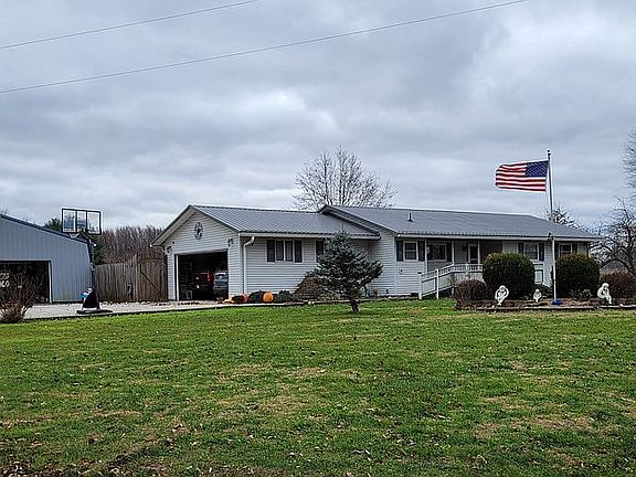 2nd image of 1050 E County Road 300 N