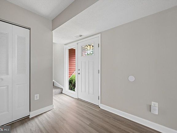 3rd image of 7199 Cimarron Ct