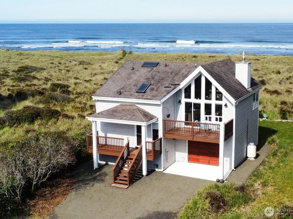 1213 Ocean Shores Boulevard SW, Ocean Shores, WA 98569