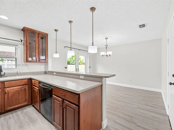 134 NW 117th Ave, Coral Springs, FL 33071