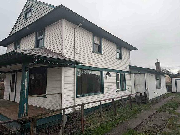 3rd image of 109 Eldredge Ave NW