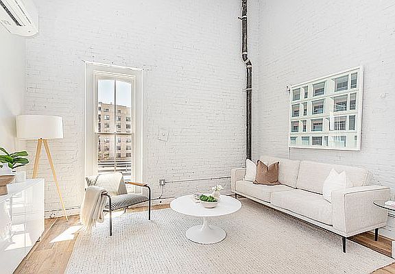 3rd image of 945 Bergen St #420